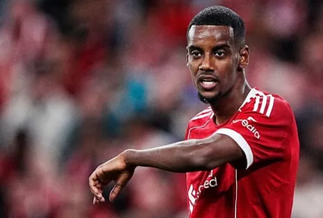 Alexander Isak's First Appearance Offers Glamour Despite Evident Lack of Match Fitness
