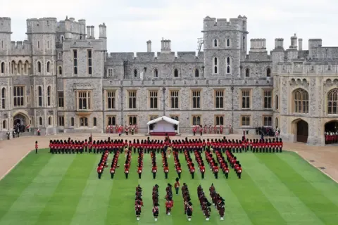 Visual Highlights: The Trumps Mingle with Royals